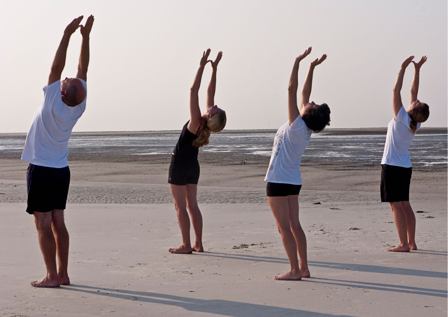 ¿que tipo de saludo al sol debes elegir para tus clase de yoga?